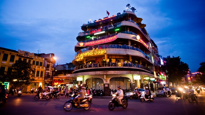 Exploring Hanoi Old Quarter